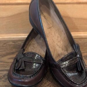 Hush Puppies Women's Dark Brown Tassel Loafers